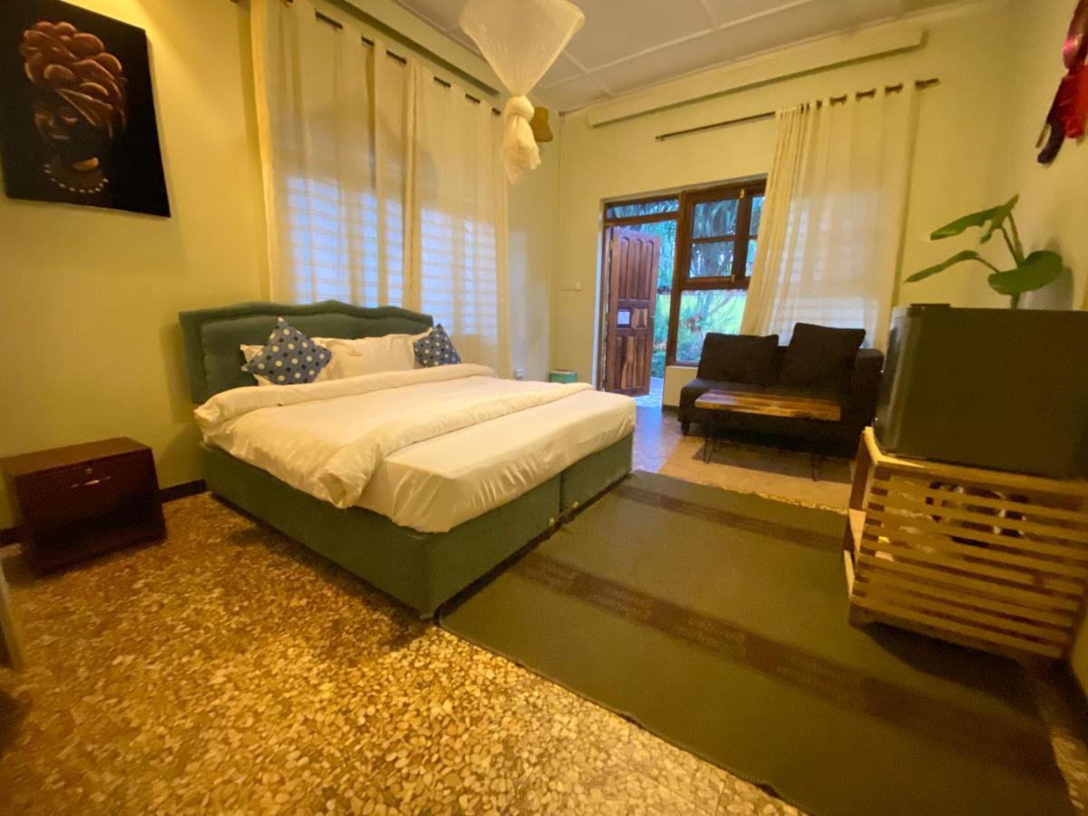 Afro Smile Hotel & Guest House - Jinja Eksteriør bilde
