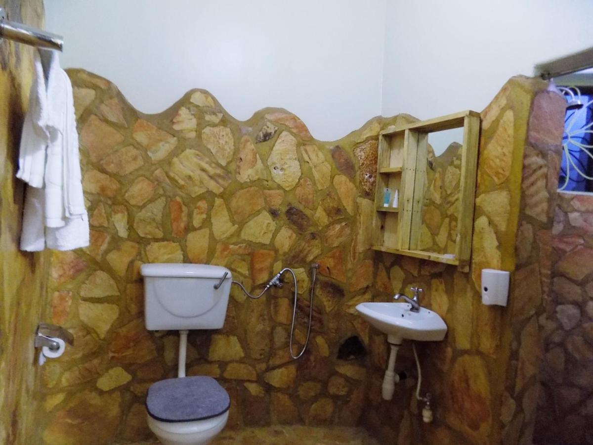 Afro Smile Hotel & Guest House - Jinja Eksteriør bilde