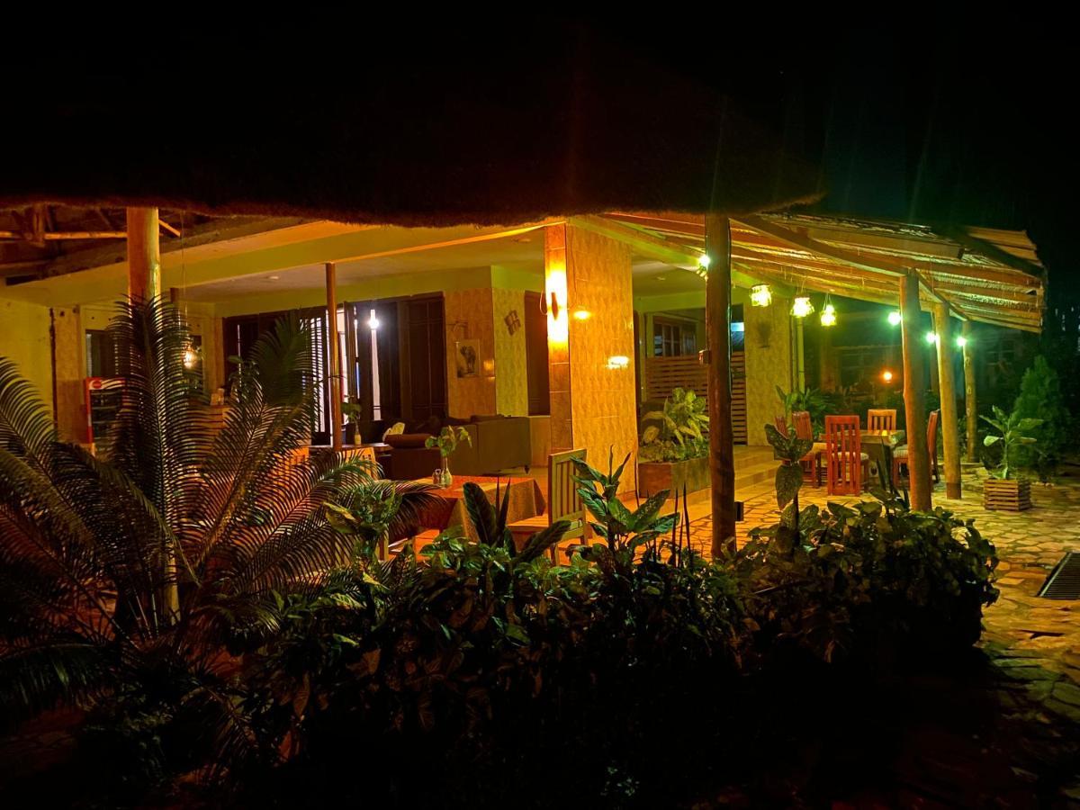 Afro Smile Hotel & Guest House - Jinja Eksteriør bilde